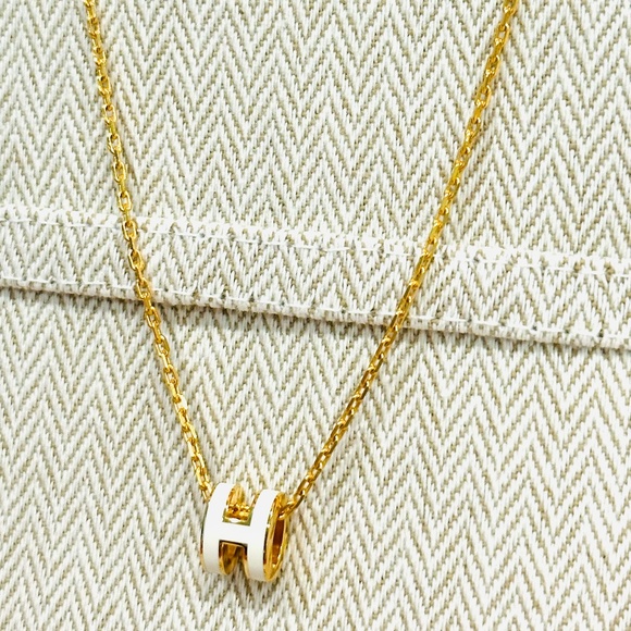NIB NEW HERMES Mini Pop H Pendant Necklace In Blanc White With Gold Hardware - Picture 5 of 9